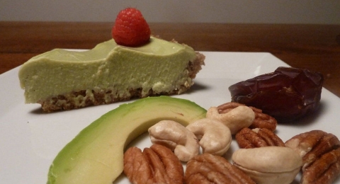 0-304793903-rawavocadokeylimepie