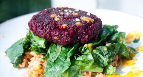 0-335124509-beetburger