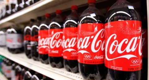 0-382729184-coca-cola-soda-bottles-at-supermarket