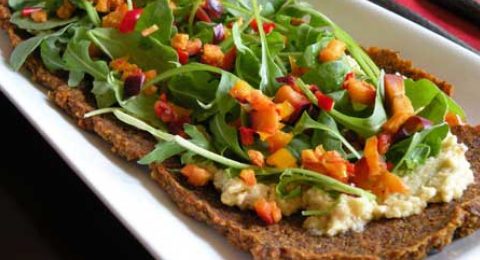 0-495292331-rawveganpizza