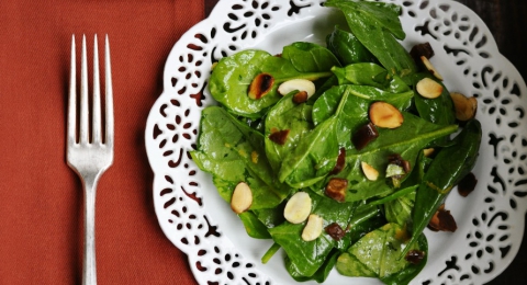 0-513539712-spinach-salad-2-small