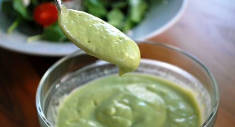 0-665422818-avocadodressing