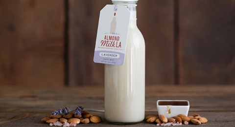 0-684514628-lavenderalmondmilk