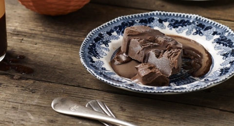 0-781789280-simple-chocolate-coconut-milk-ice-cream