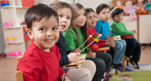 0-933816208-kidsatschool