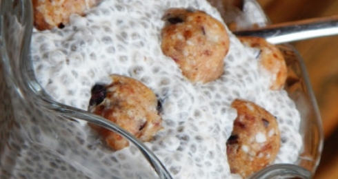 0-913417123-raw-cookie-dough-vanilla-chia-pudding