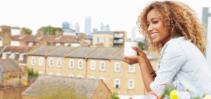 woman-drinking-tea