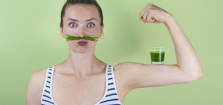 7 Reasons Why You Need To Be Drinking Chlorophyll Water