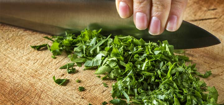 chopping-parsley