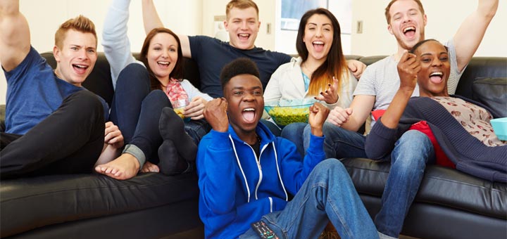 group-of-friends-at-party