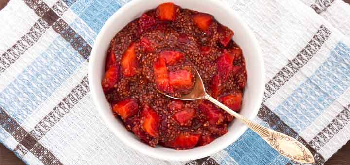 strawberry-chia-pudding