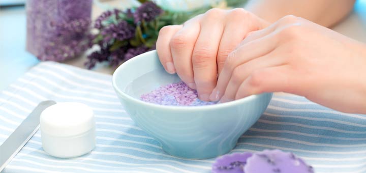DIY Nail Soaks For Perfect Healthy Nails