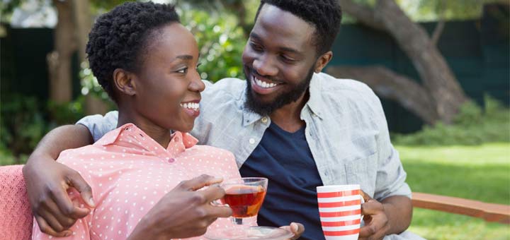 happy-couple-drinking-tea