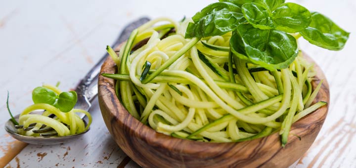 zucchini-pasta-in-bowl