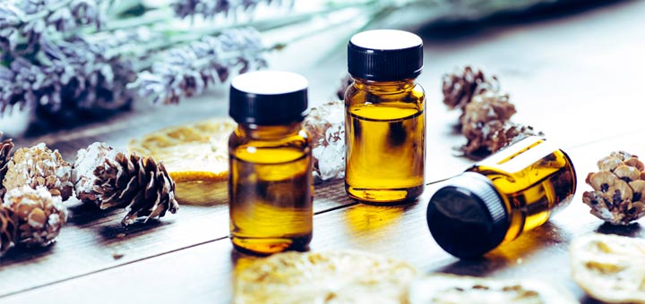 The Best Essential Oils For Calming Stress & Anxiety
