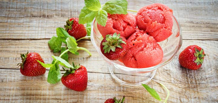 Subtly Sweet Strawberry Sorbet