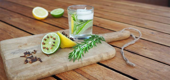 bug-away-diy-candle