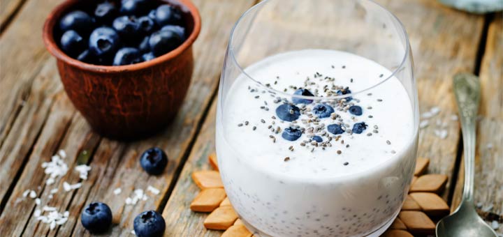 Keto Overnight “Oats” With Coconut And Blueberries