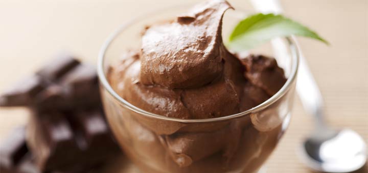 3 Ingredient Peppermint Chocolate Mousse
