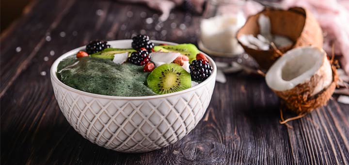Protein-Packed Green Smoothie Bowl