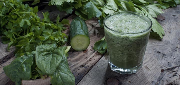 Avocado, Grape, Banana, & Cilantro Green Smoothie