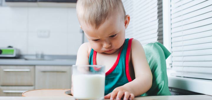 angry-baby-milk-glass