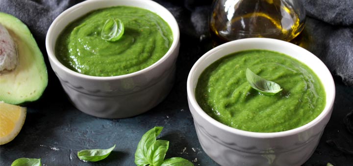 Raw Vegan Spinach Soup