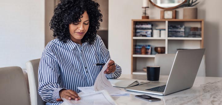 7 Tips To Stay Healthy While Working From Home