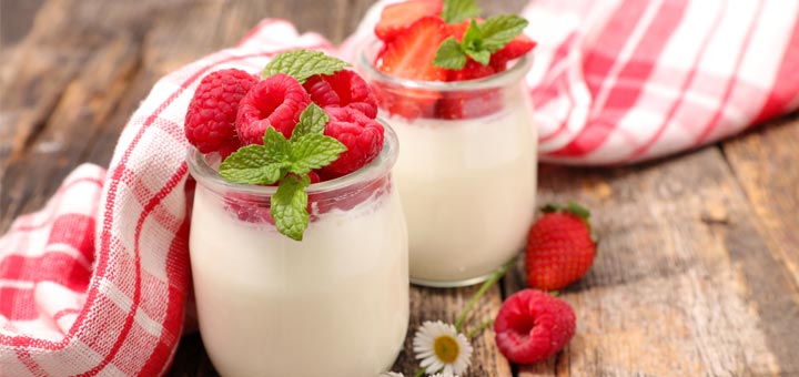 Hemp Seed Yogurt With Berries