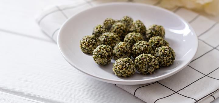 Raw Key Lime Pistachio Energy Bites