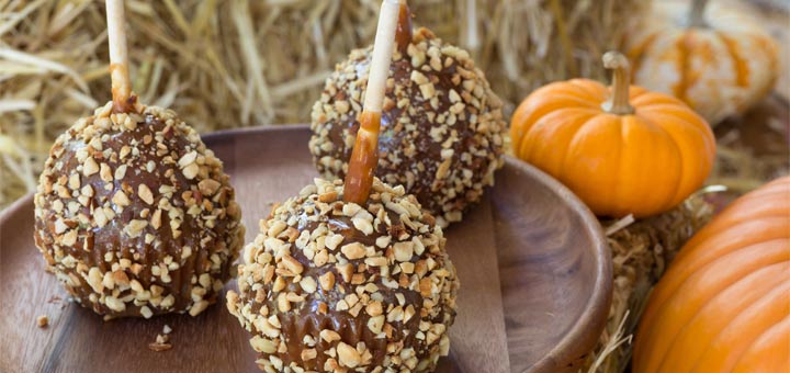 Raw Vegan Caramel Apples