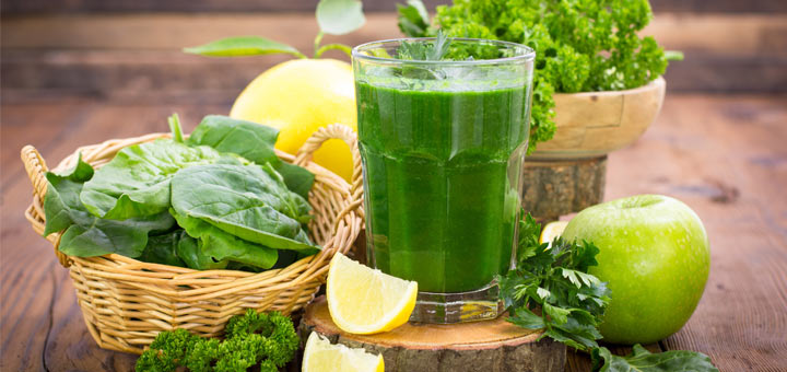 Green Smoothie To Nourish Your Skin