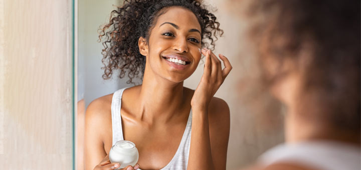 DIY Moisturizing Salve To Combat Dry Skin This Winter