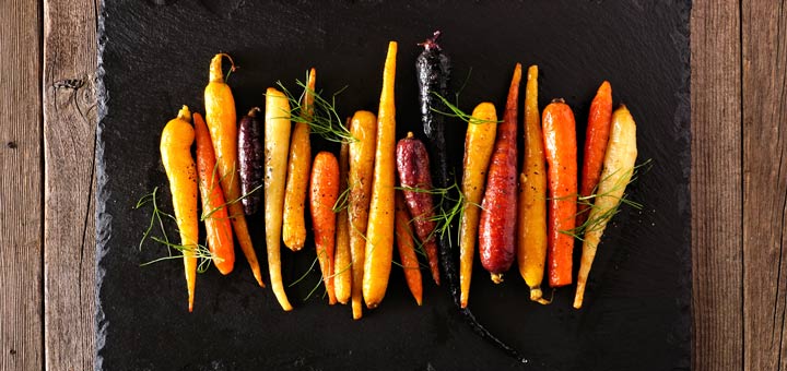 Healthy Thanksgiving Side: Rainbow Roasted Carrots