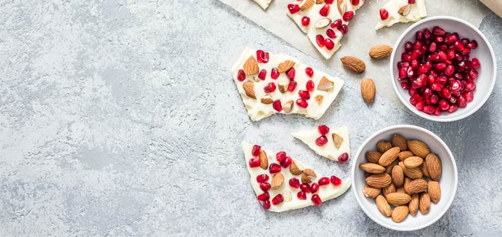 Vegan White Chocolate Peppermint Fudge
