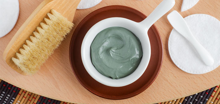 DIY Bentonite Clay Foot Detox