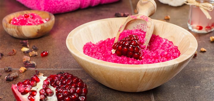 DIY Pomegranate Orange Sugar Scrub