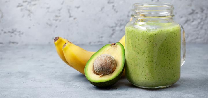 Spinach Avocado Smoothie (Paleo, Raw, Gluten Free)