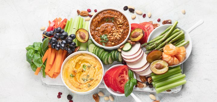 5 Winning Raw Vegan Recipes For Your Game Day Spread