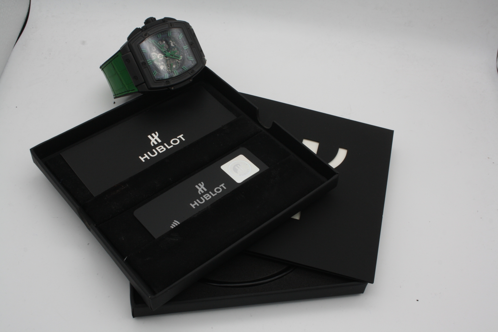 Acquisto E Vendita Di Orologi Di Lusso Chrono Milano acquisto-e-vendita-di-orologi-di-lusso-chrono-milano
