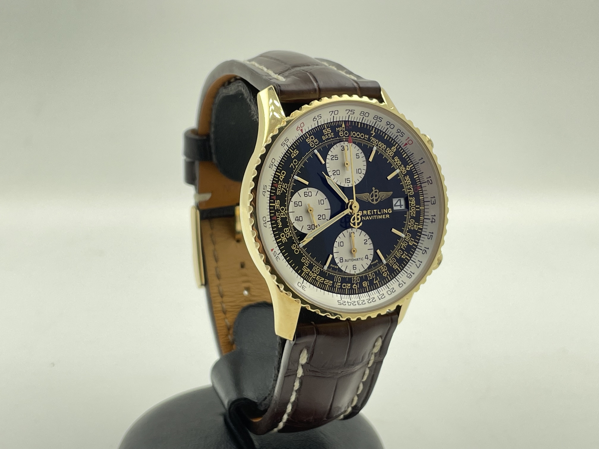 Breitling Old Navitimer 18K Yellow Gold UNPOLISHED 41MM Black Dial  