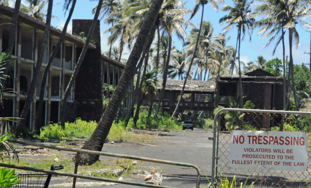 Architect Says Time Is Running Out To Save Kauai's Coco Palms