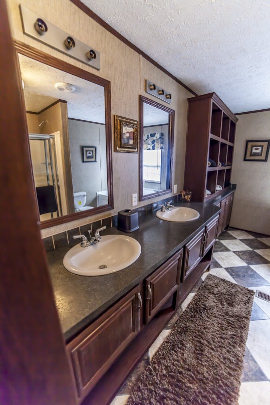 Repo Land Homes in Albertville, AL Manufactured Home Dealer