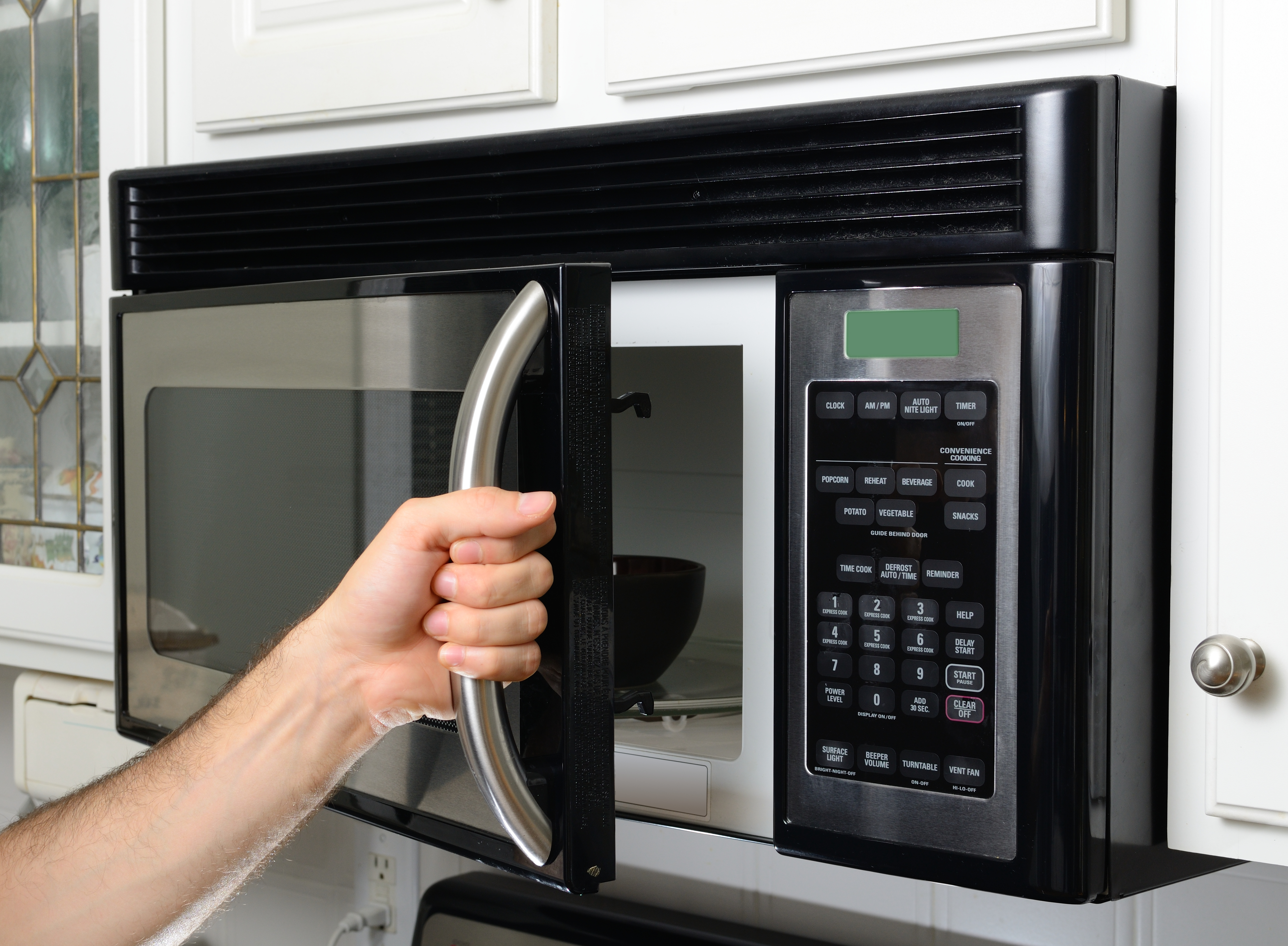 No clearance between microwave and cabinet. : r/Wellthatsucks