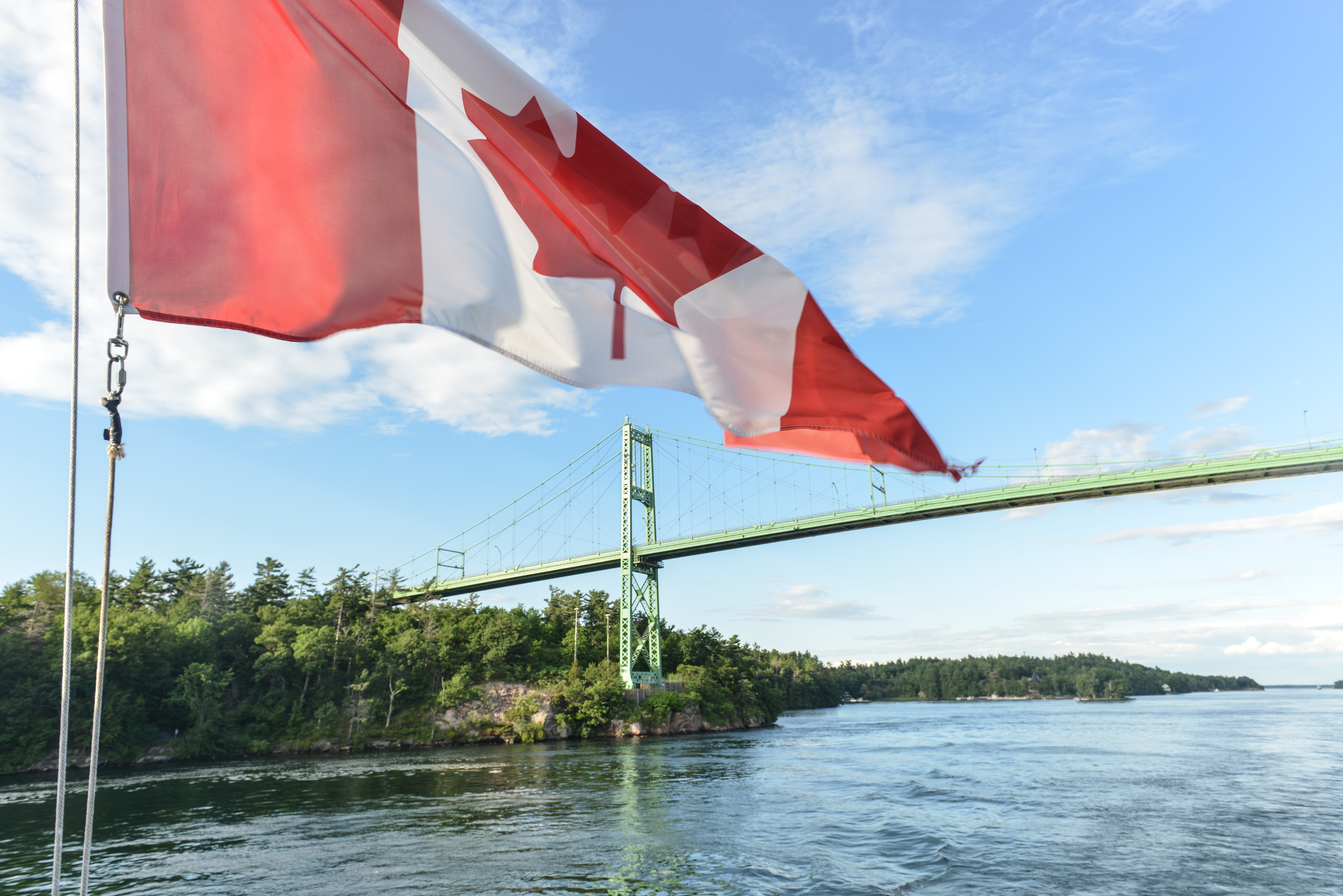 How To Exchange Money At The Canadian Border