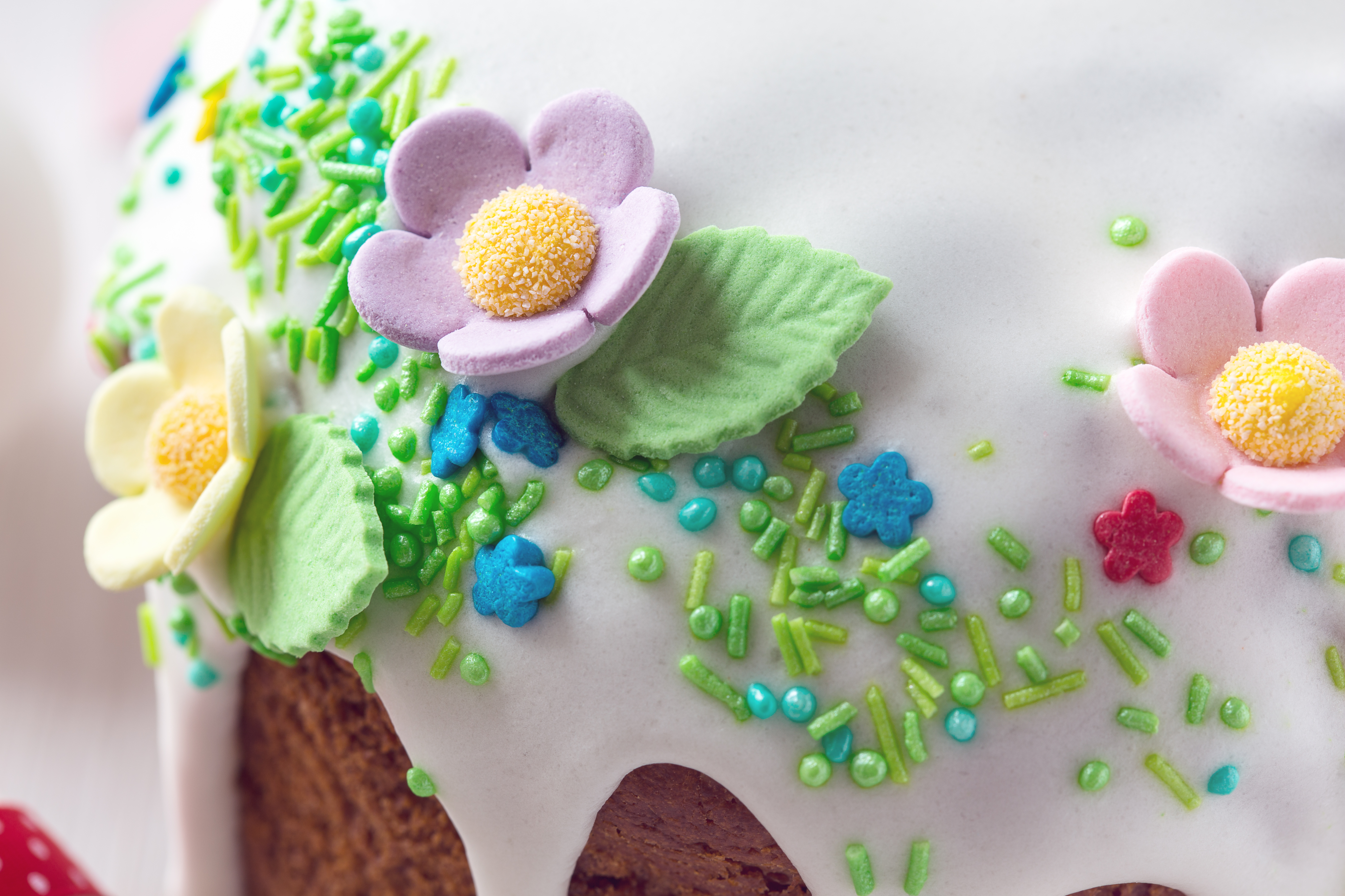 How to make hard fondant decorations