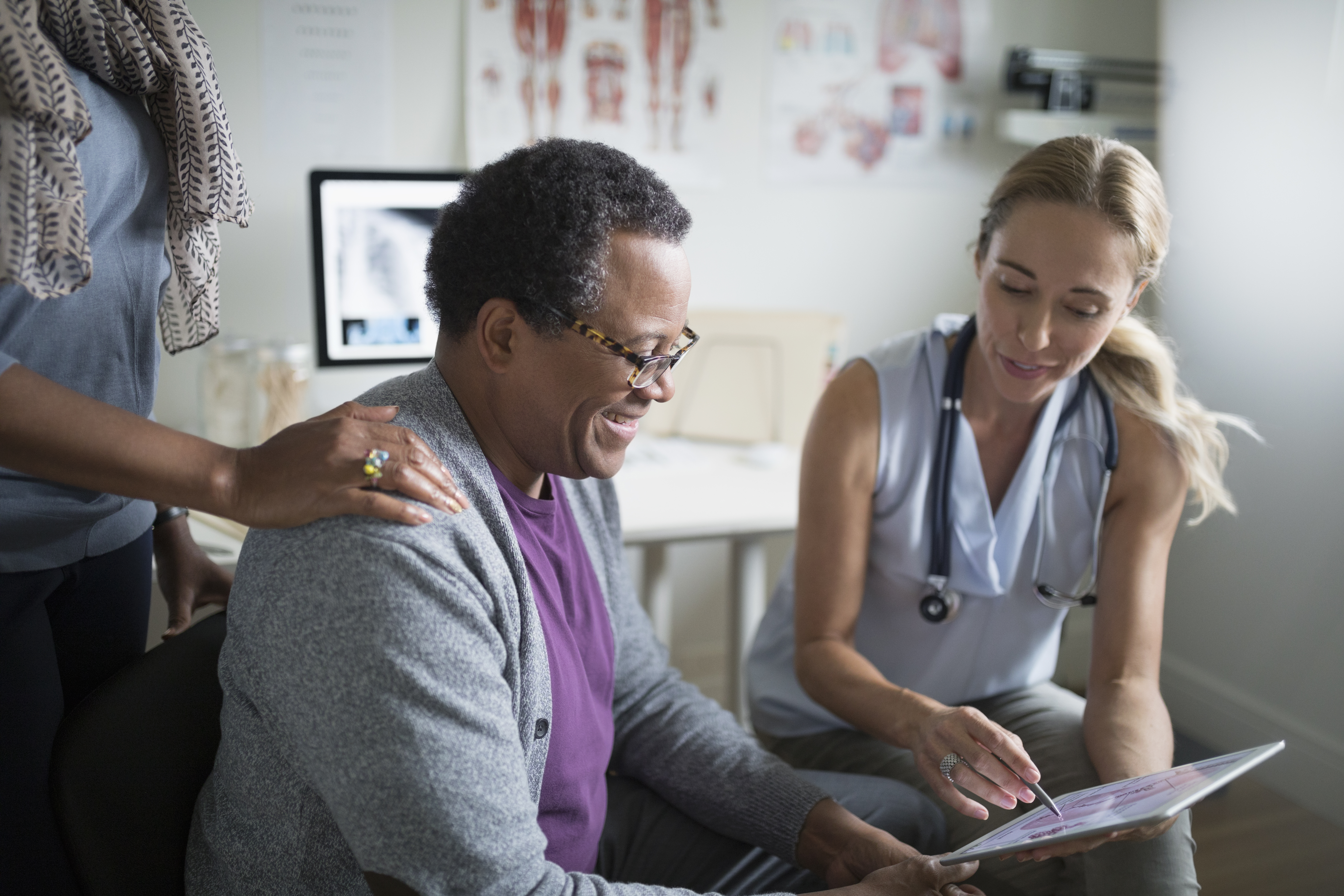 the best degree to help you get into a physicians assistant school pediatrician assistant education requirements