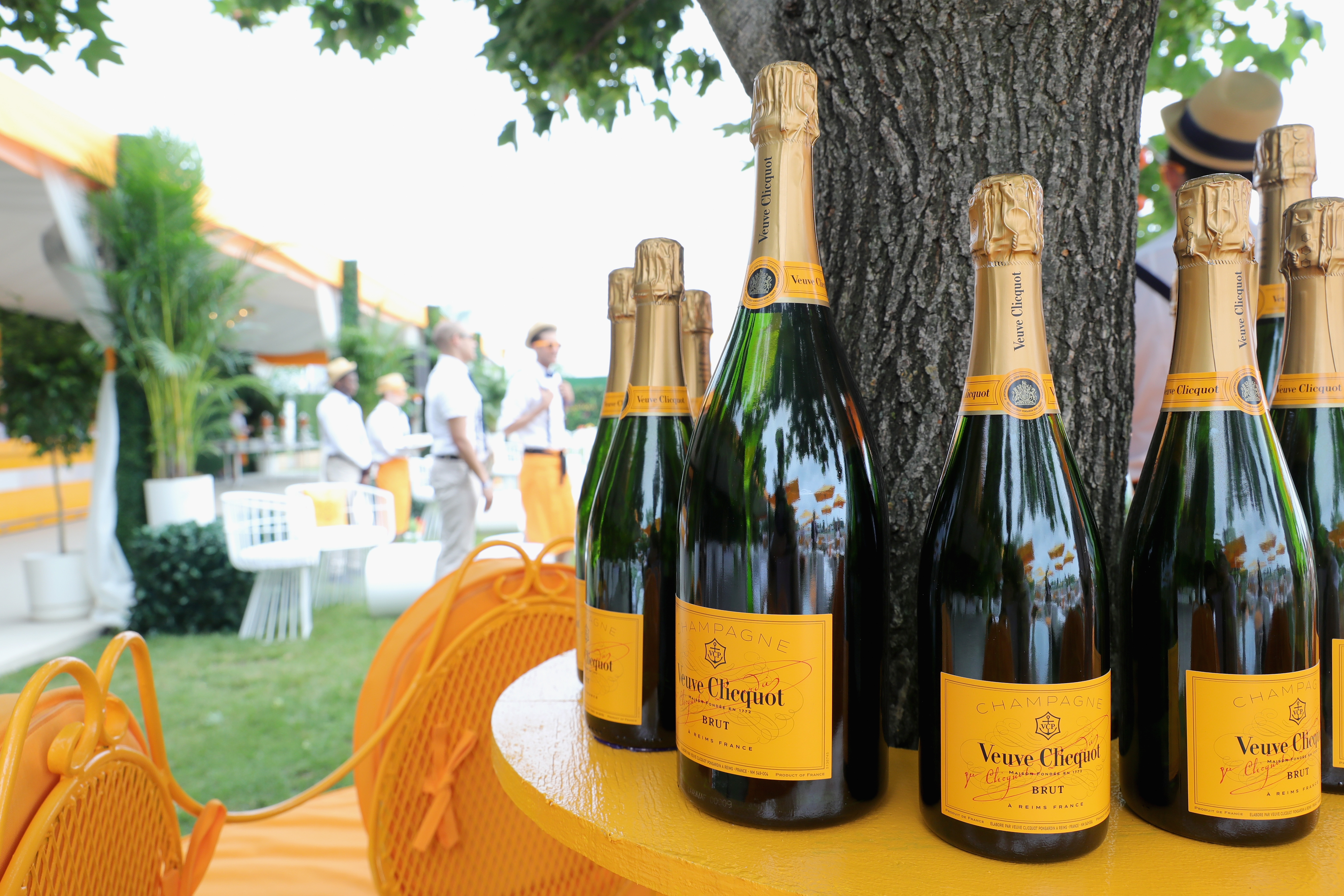 How to say Veuve Clicquot? (CORRECTLY) French Champagne Pronunciation 