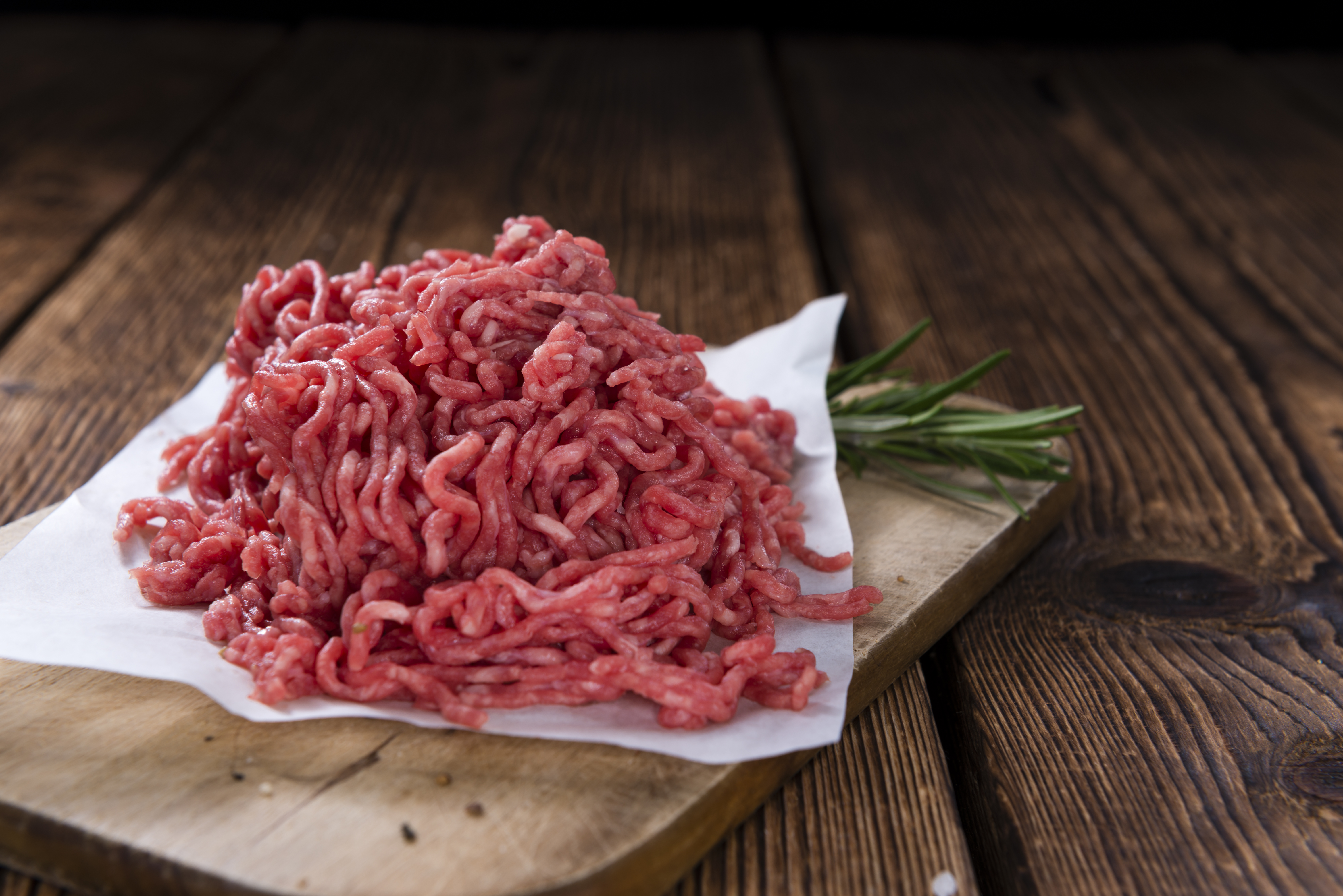 Should You Rinse Ground Beef? Here's the Final Verdict