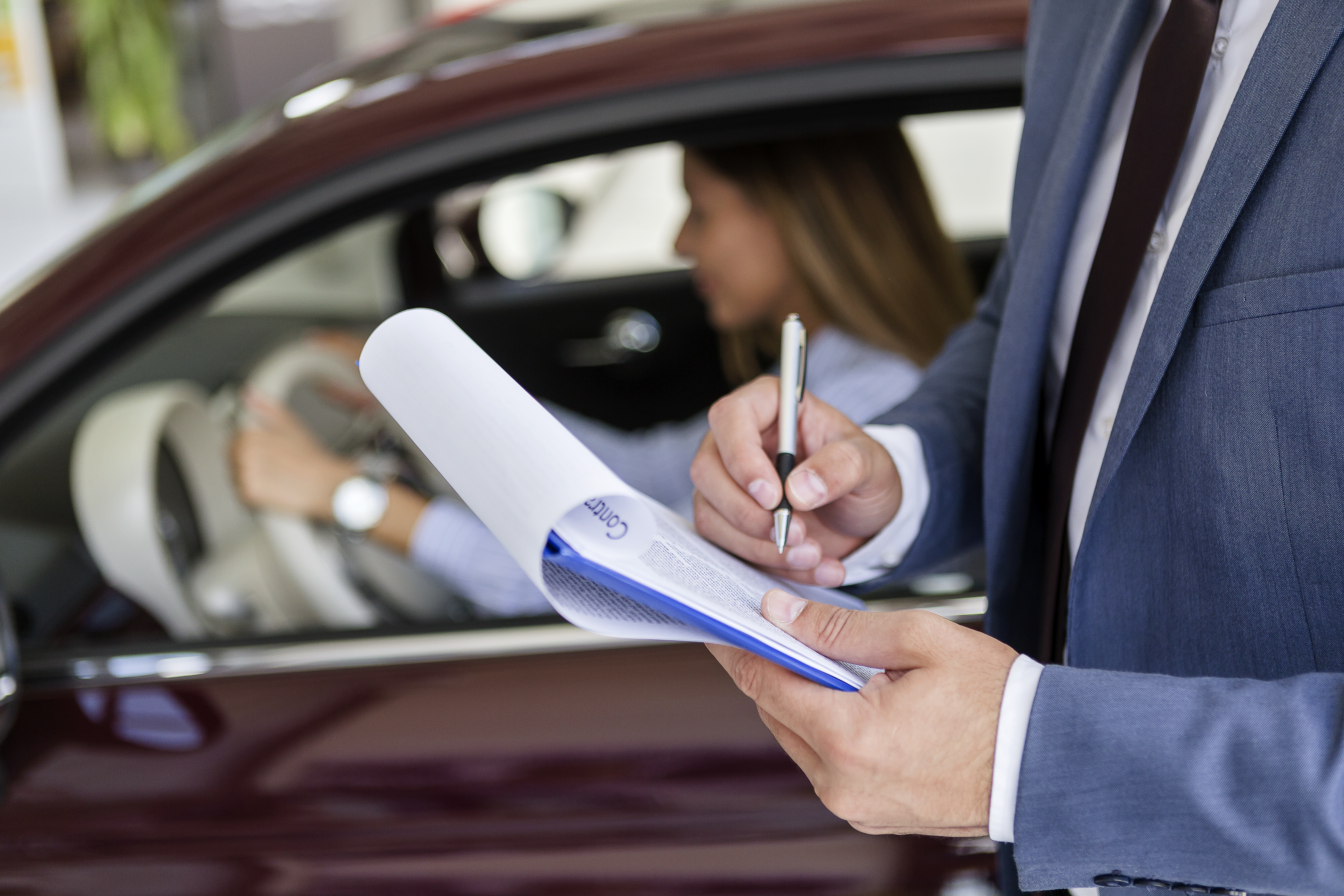 how much do car dealers pay for new cars